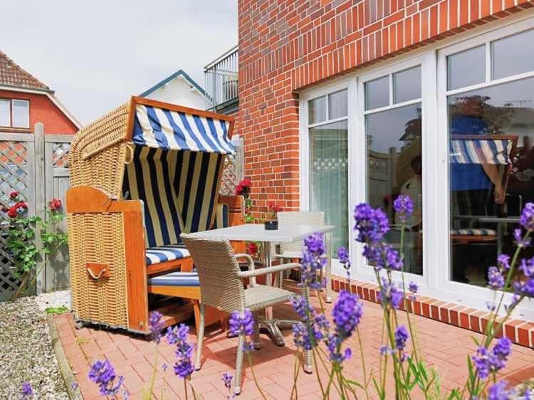Boardinghouse Apartment Busum Bagian luar foto